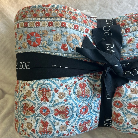 NEW Rachel Zoe Pasley Hand Stitched King Quilt 106"x92" - Picture 4 of 8